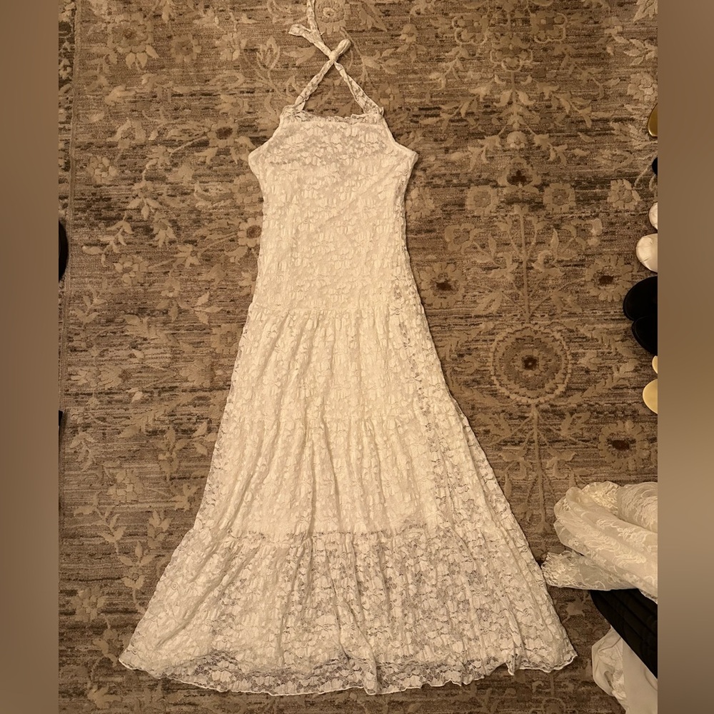Elegant White Lace Halter Maxi Dress
